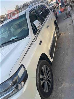 تۆیۆتا لاند کروزەر